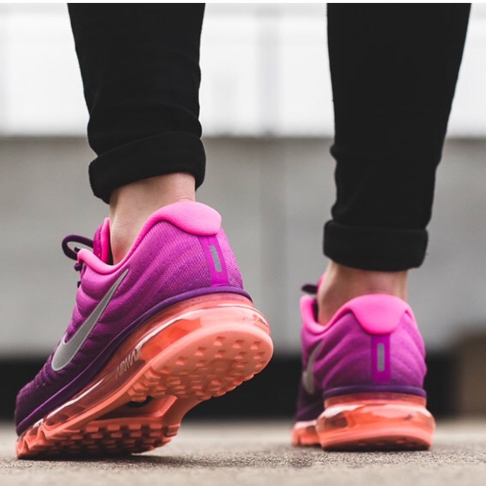 💥Nike Air Max 2017 Women’s Running Shoes💥 - Picture 2 of 7